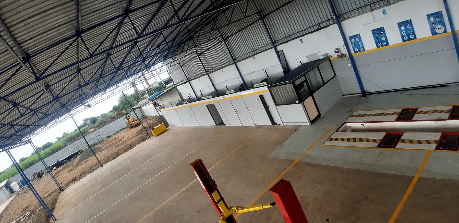 Moosa Motors vehicle service inspection